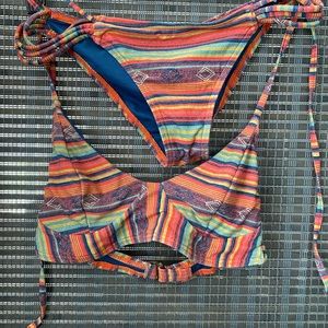 Billabong swimsuit size XS multicolored